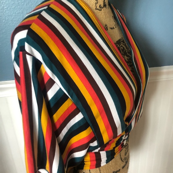 Colorful top!!!  So comfy - Picture 2 of 3